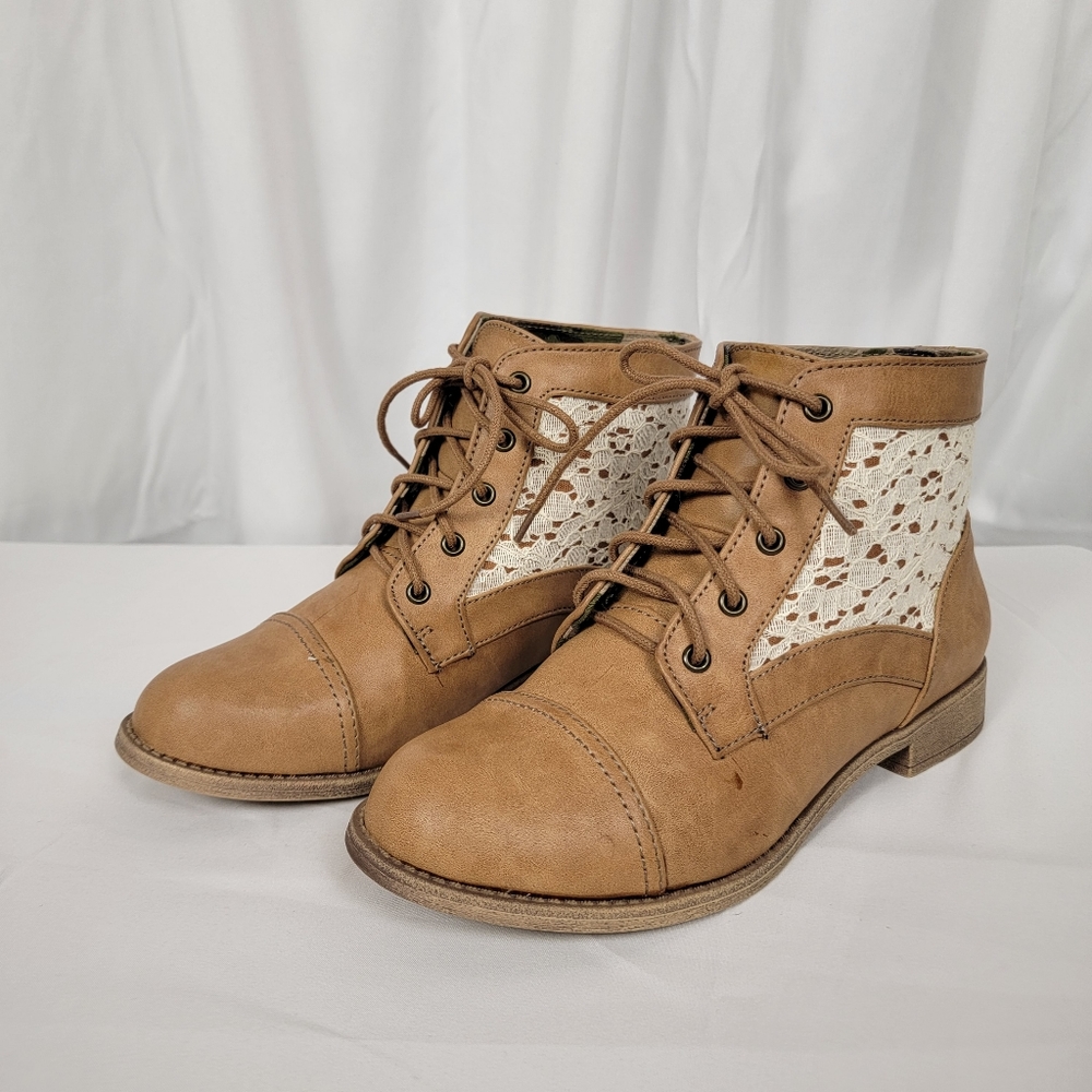 Lace Brown Boots
